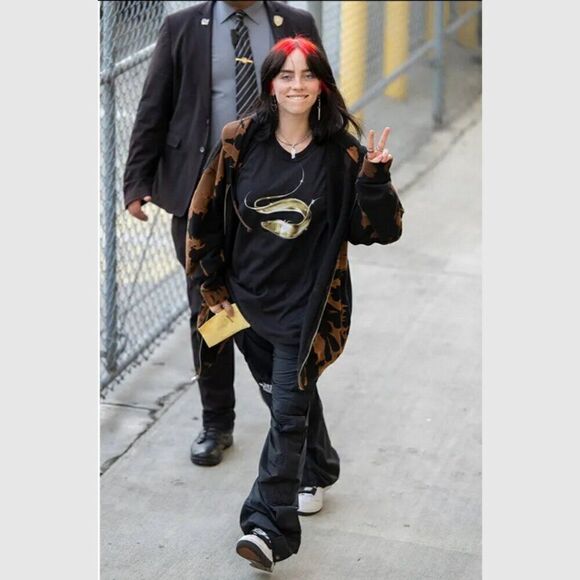 SARA RABIN Infinity Gold Eel Fish T-Shirt BILLIE EILISH Graphic Tee Sz XL NEW - Picture 6 of 7